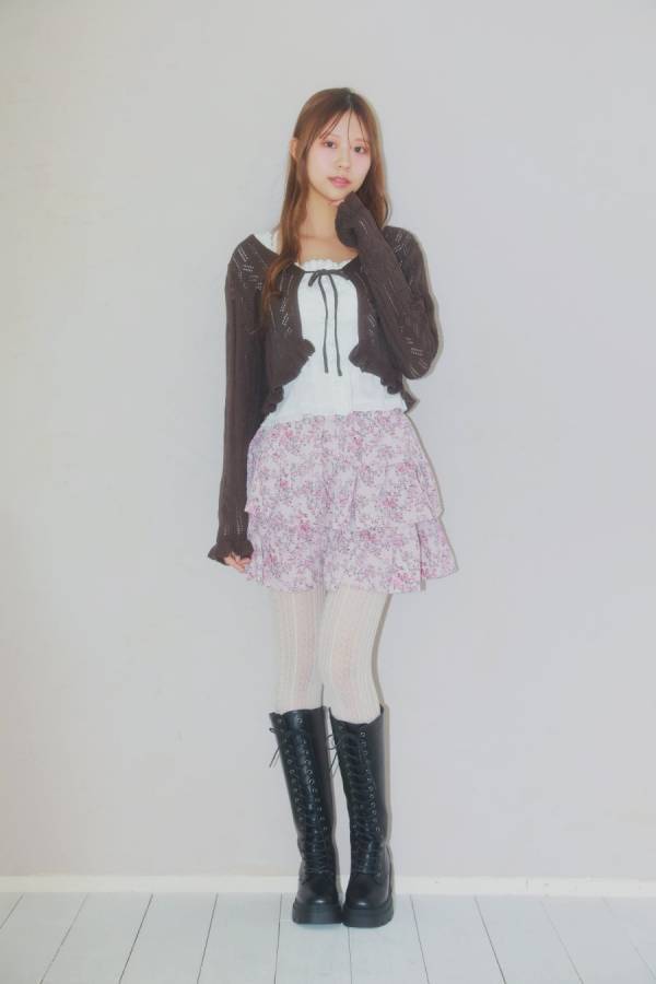 SPINNSが提案する秋の新ジャンル“真逆なふたりの夢とリアル” 『Romance Punk』始動