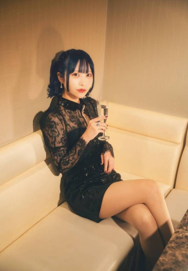 インフルエンサー「釈迦遺（しゃかゆい）」が渋谷にスナック「釈迦場（しゃかば）」をオープン