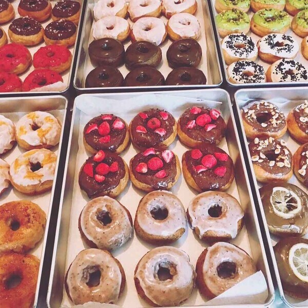 【“幻の花”サガリバナと夜空を彩るバブルミネーション 】神代植物公園「大温室夜間公開」を開催！（７月20日・21日）