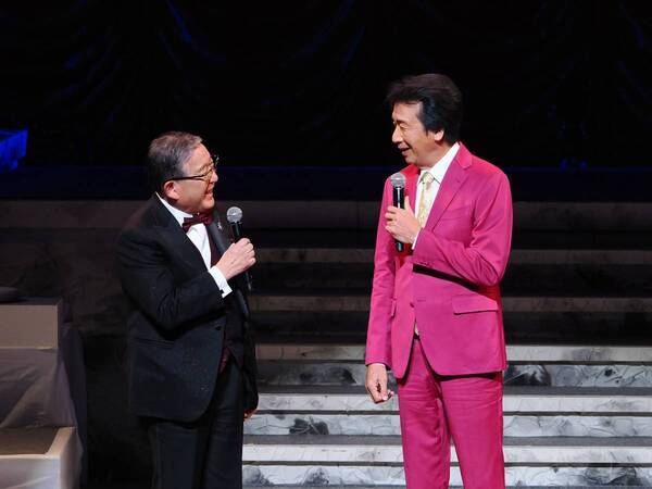 テイチク創立90周年コンサート開催！総勢64名の歌手が勢ぞろい