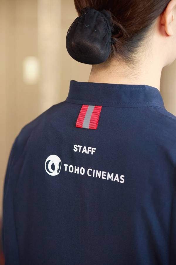 TOHOシネマズの新ユニフォームをSHIPSが運営するBtoB事業「SHIPS business communication」が監修