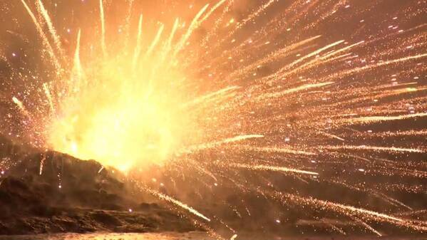 海上から打ち上げる、大迫力の花火！ 世界遺産のまち、三重県熊野市から生中継！ 「2025熊野大花火大会　生中継」8月17日（日）よる7時～BS12で放送