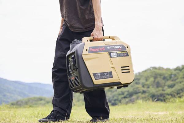 【新製品】防災にも、キャンプにも。"気軽に使える発電機"誕生。最大3100Wの高出力×インバーター方式で家庭用家電も安心対応。【7/23予約開始】