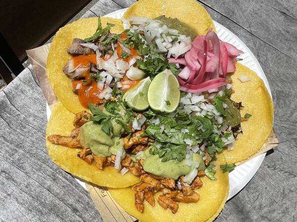 自由が丘【日本人への忖度ゼロ】メキシカンタコス専門店「Lumio Tacos」オープン