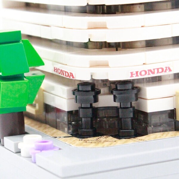 『Honda青山本社ビル』ブロックが大阪オートメッセで展示！