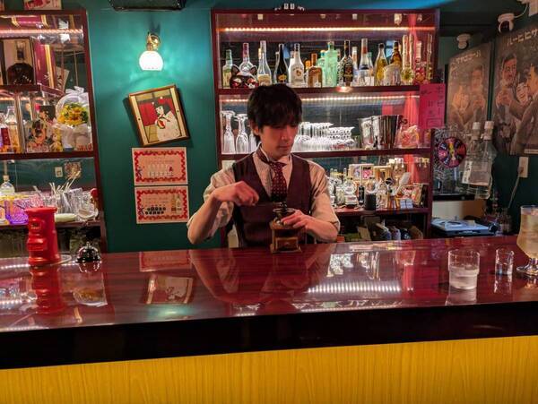 池袋に“イケメン店主の異色の経歴”カフェ 「Cafe 33-THIRTY THREE-」がオープン