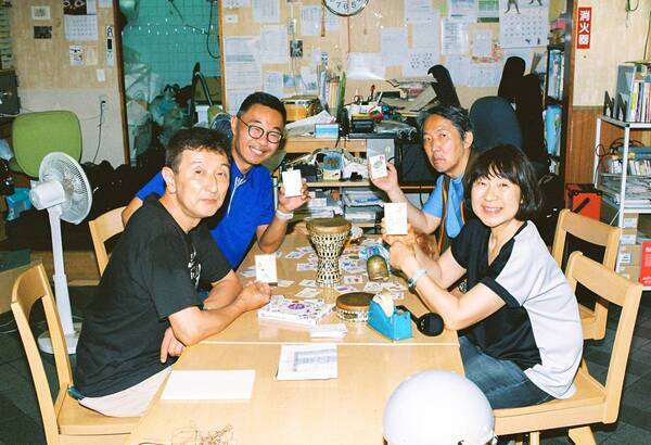 福祉×クリエイターによる音楽プロジェクト『セタオーレーベル season3』にて、幻聴妄想かるたを題材にした新たな8曲をリリース！