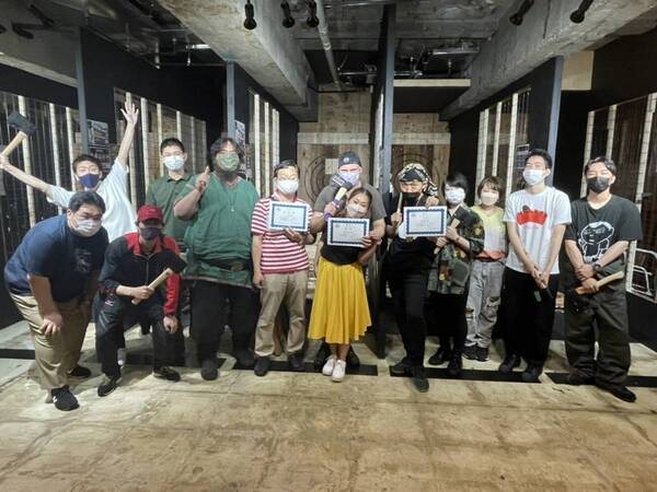 【斧投げ大会・開催報告】「Axe Throwing Rookies Cup 2022 〜スーパールーキーはダレだ！？〜 」をTHE AXE THROWING BAR®︎ 浅草店 / 大阪心斎橋店にて6月11日に開催！