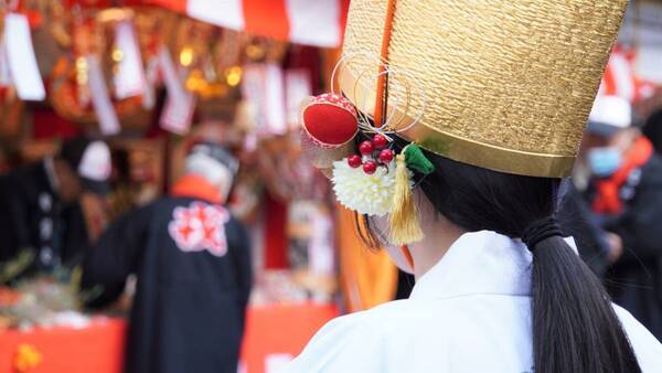 大阪国際大学のボランティアバンクの学生が「ねや川 戎大祭」の福娘として参加しました！