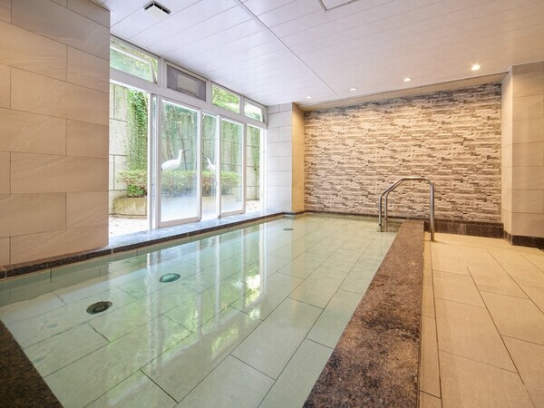 “25歳以下限定”で蟹プレゼント！兵庫・城崎温泉のリゾートホテルにて 卒業旅行応援プラン販売開始｜2025年3月1日～3月31日