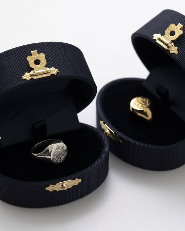 ＜SHIPS 設立50周年＞半世紀の軌跡を未来へ繋ぐ限定コレクションと新たな象徴のハウスタータン 「SHIPS」を発表