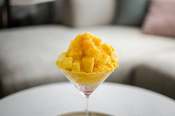 大好評の「大人のためのパフェ氷」が再登場！～かき氷とパフェが出会う新感覚スイーツを長野県・湯田中温泉のチョコレート専門店『oN CHOCOLATE NAGANO』がお届けします～