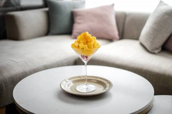 大好評の「大人のためのパフェ氷」が再登場！～かき氷とパフェが出会う新感覚スイーツを長野県・湯田中温泉のチョコレート専門店『oN CHOCOLATE NAGANO』がお届けします～