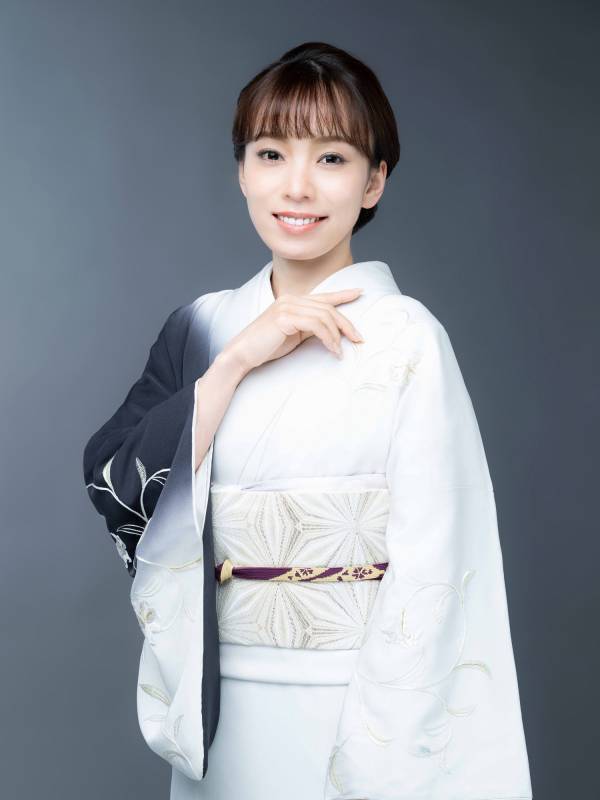 杜このみ、新曲「赤い満月」が有線演歌チャート1位！誕生日に飛躍を誓う！