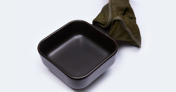 【新商品】「リュウジの万能スキレットLarge」と「鍋敷きミトン」が同時発売！