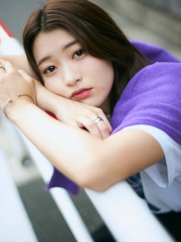 映画『告白』でデビューし、ウルトラマンタイガヒロイン＆恋ドラで人気の女優　吉永アユリが CM『mineo「不安なホンネ 電話番号篇」』に出演！！