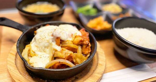 昼は定食、夜は居酒屋！片瀬江ノ島から徒歩30秒の店舗「はやのちか」が1月初旬にオープンいたしました。