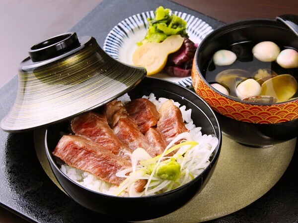 食欲の秋！【西日本ご当地肉めぐり旅】キャンペーン開催 抽選で選べる宿泊券プレゼント｜2025年9月1日～11月30日