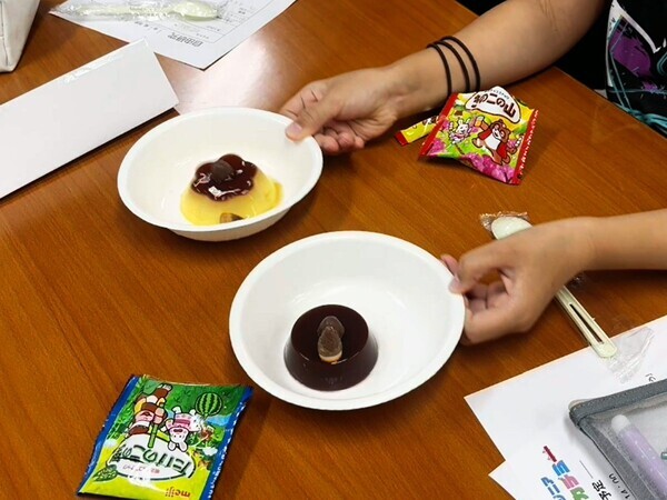 お菓子で地震に強い橋を学ぶ！クリテック工業の夏休み子ども体験学習「クリテックアカデミー」大盛況で開催