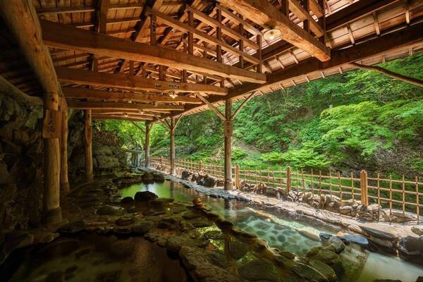 鷹泉閣岩松旅館の施設が大江戸温泉物語ブランド 「Premium 仙台作並」としてリニューアルオープン