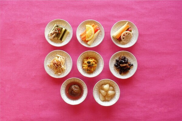 「おつけもの銀座若菜」の新商品。常温で持ち歩ける、あたらしいお漬物「TOKYO TSUKEMONO」シリーズ、エキュート品川で新発売！