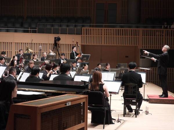 陸上自衛隊の歌姫、鶫真⾐の出演が決定！＜祝還暦・オール・鈴木英史・プログラム＞でお届けする「第8回京都定期演奏会」