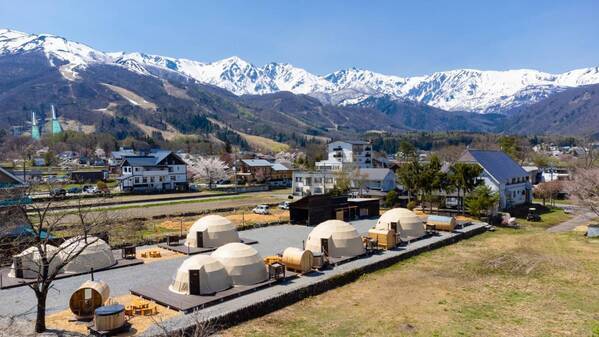 【長野県白馬村初！】ドッグランでワンちゃんを遊ばせながらサウナ！？BBQ！？プライベートサウナ付きグランピング施設「From P」