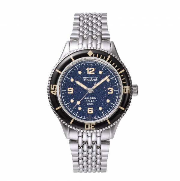 この1本にすべてを。“メテオライト・アベンチュリン×200m防水×ソーラー腕時計”