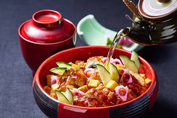 沖縄・瀬長島ホテル│沖縄県産黒毛和牛とイセエビの鉄板焼きが楽しめるランチビュッフェが8月よりスタート