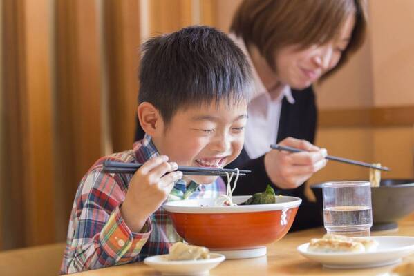 【夏休み応援企画】「九州筑豊ラーメン山小屋」×「ほうじょう温泉 ふじ湯の里」で、7月25日（金）より『麺夏（めんか）まつり2025』開催！麺類を食べると温泉入浴料が無料、夏休みの思い出づくりを応援！