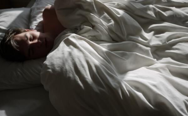 睡眠中に鼻血がよく出る？　それは睡眠時無呼吸症候群かも