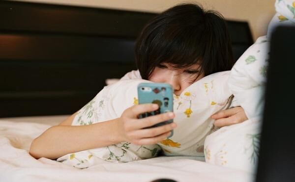 韓国の子どもの睡眠不足は勉強が原因!? それともネット？