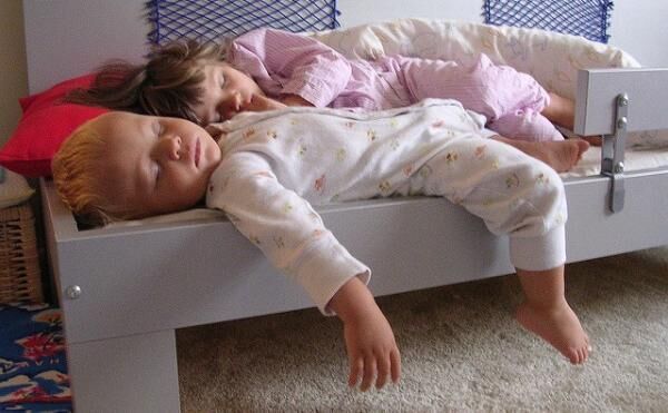 「3歳児の7%が睡眠不足」の時代。その背景に何が？