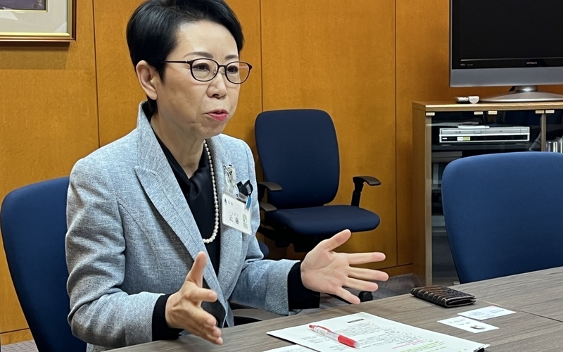 格差の連鎖を断ち切る足立区へ…女性区長の先駆けとして5期目となる今もなお抱く「つまずかない覚悟」【細川珠生のここなら分かる政治のコト Vol.44】