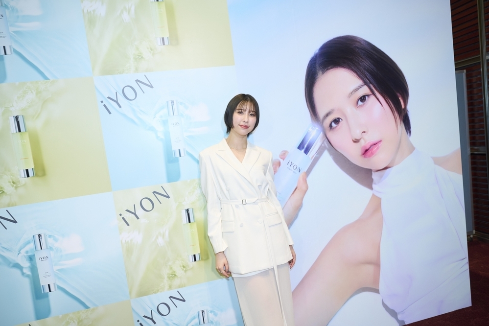 【イベントレポート】ももクロ・玉井詩織がビューティーブランド『iYON』アンバサダーに就任！幼馴染・忽滑谷アナとの共演で笑顔あふれる会見に