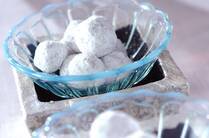 もうすぐホワイトデーですね！バレンタインのお返しに、今年は手作りスイーツを贈ってみませんか？感謝の気持ちが伝わるのはもちろん、おうちにある材料でパパッと可愛く作れるレシピが勢揃いです。今回は、初心者さんでも失敗知らずな人気レシピランキングTOP3をご紹介しますよ。