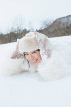 『キングオージャー』“リタ”平川結月、1st写真集を発売　雪国で“初めての本物の雪”と撮影「終始ワクワク」