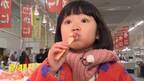 7歳の永尾柚乃、初ひとり旅&カニ食べて天使すぎ　港町でお姉さんの人生話を聞いて励ます