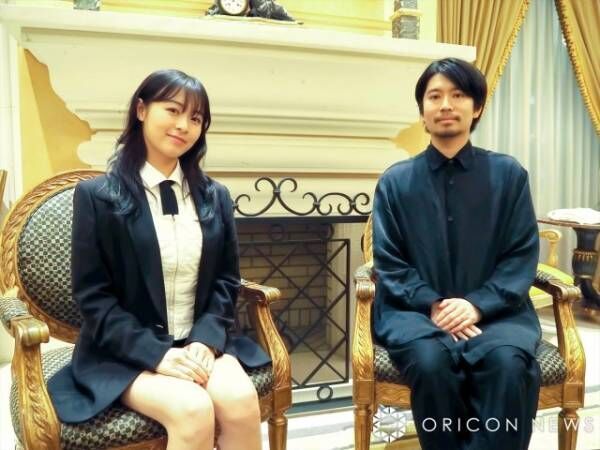 （左から）森七菜、山田智和監督（映画『四月になれば彼女は』） （C）ORICON NewS inc.