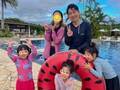 ノンスタ石田明、家族5人ショット公開「石垣島最高」　ジェットスキー楽しむ娘たちの写真も披露