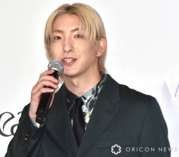 ド派手な金髪で登場した前田公輝 （C）ORICON NewS inc.