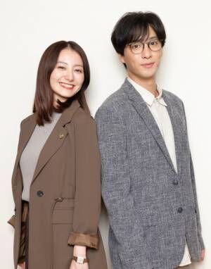 BSテレ東で真夜中ドラマ『バツコイ』に主演する高田里穂（左）と共演の渡部秀 （C）「バツコイ」製作委員会2024