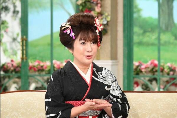 『徹子の部屋』に出演するはるな愛（C）テレビ朝日