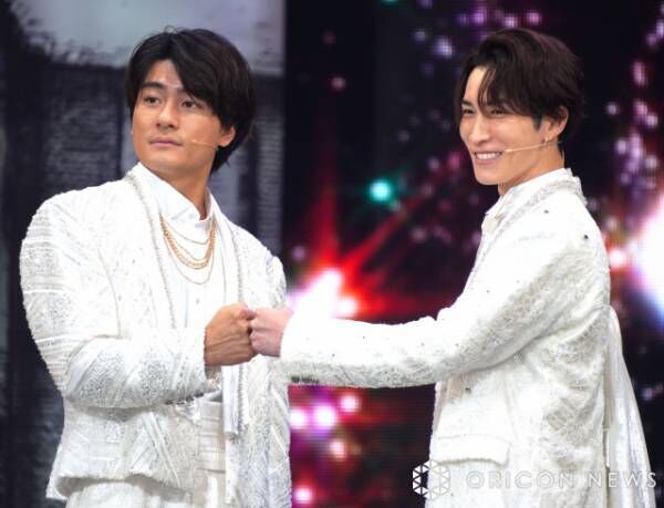 『DREAM BOYS』初日開幕記念会見に出席した（左から）森本慎太郎、渡辺翔太（C）ORICON NewS inc.