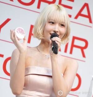 韓国のビューティ＆ファッションスタイルマガジン『ALLURE K-BEAUTY FAIR in TOKYO』実施記念発表会に登壇したTWICEのMOMO （C）ORICON NewS inc.