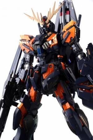 『ナラティブガンダム改修型type-BANSHEE-』制作・画像提供／papico氏（C）創通・サンライズ