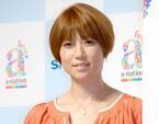 48歳・hitomi、27年前のオフショットに反響「もじゃもじゃピンクヘアー可愛かったです」