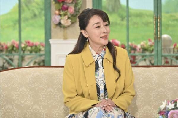 『徹子の部屋』に出演する浅野ゆう子（C）テレビ朝日