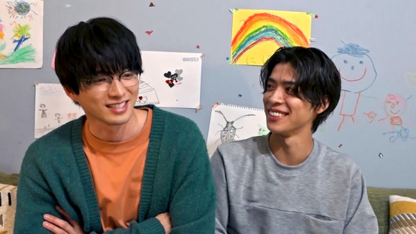 松島聡＆白洲迅、印象に残ったシーンは？　猪俣周杜が引き続きナビゲート『パパと親父のウチご飯』メイキング第2弾