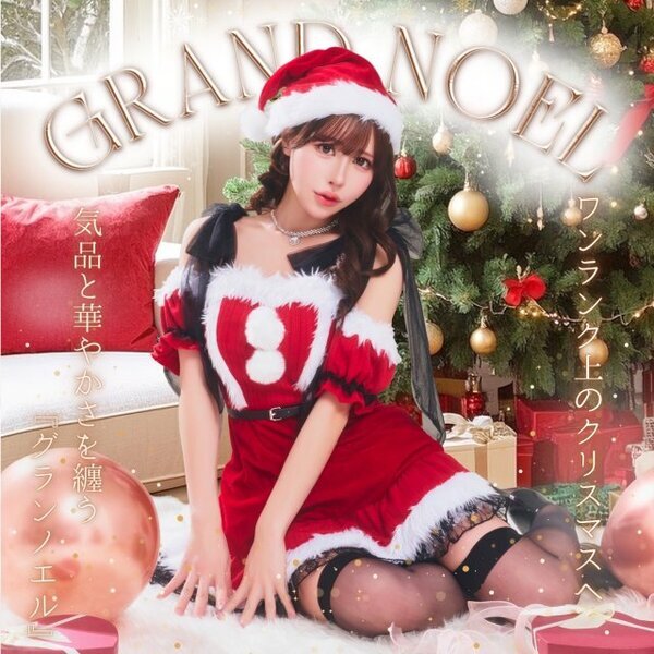 人気コスプレイヤー・白田まい、クリスマスコスチュームを華麗に着こなす